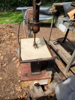 Table saw and deep scroll saw