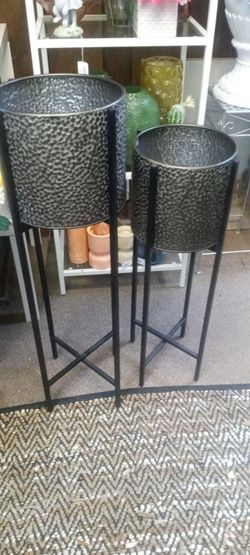 New garden planter's