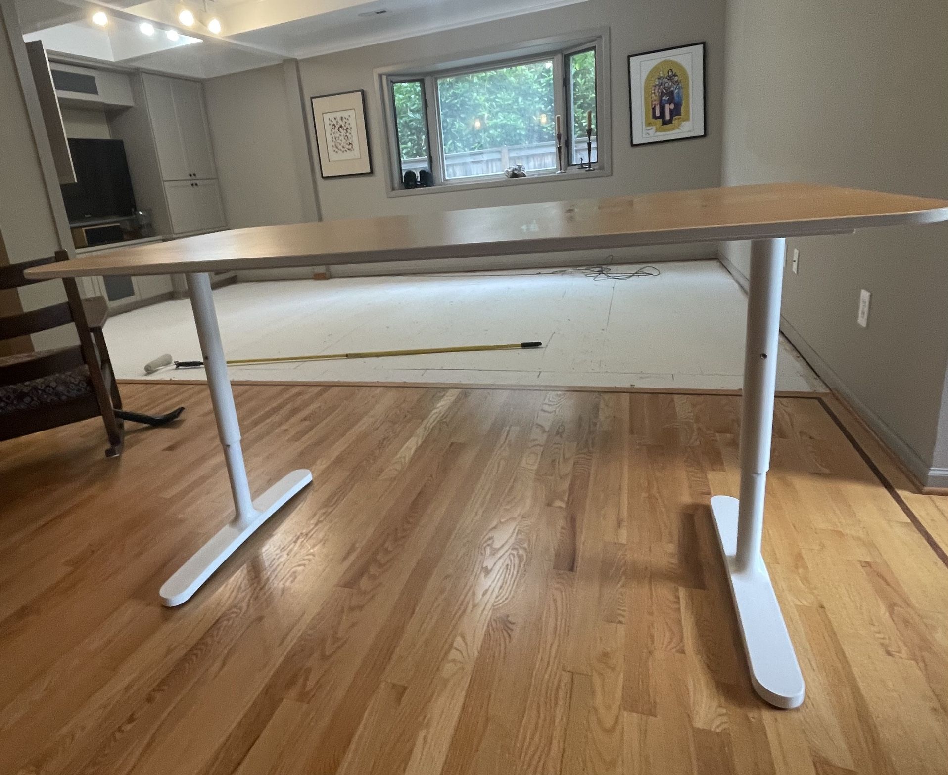 Ikea bekant cheap non motorized