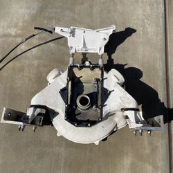 OMC 800  - Bell Housing - Shifter Housing