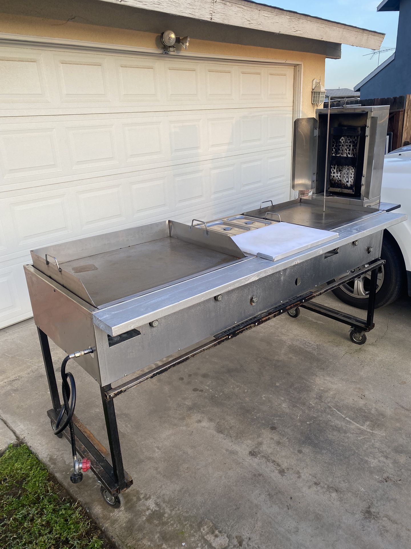 Taco Cart $ 2,800 Can Deliver 