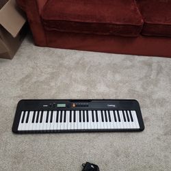 Casiotone CT-S200 Electric Piano / Keyboard