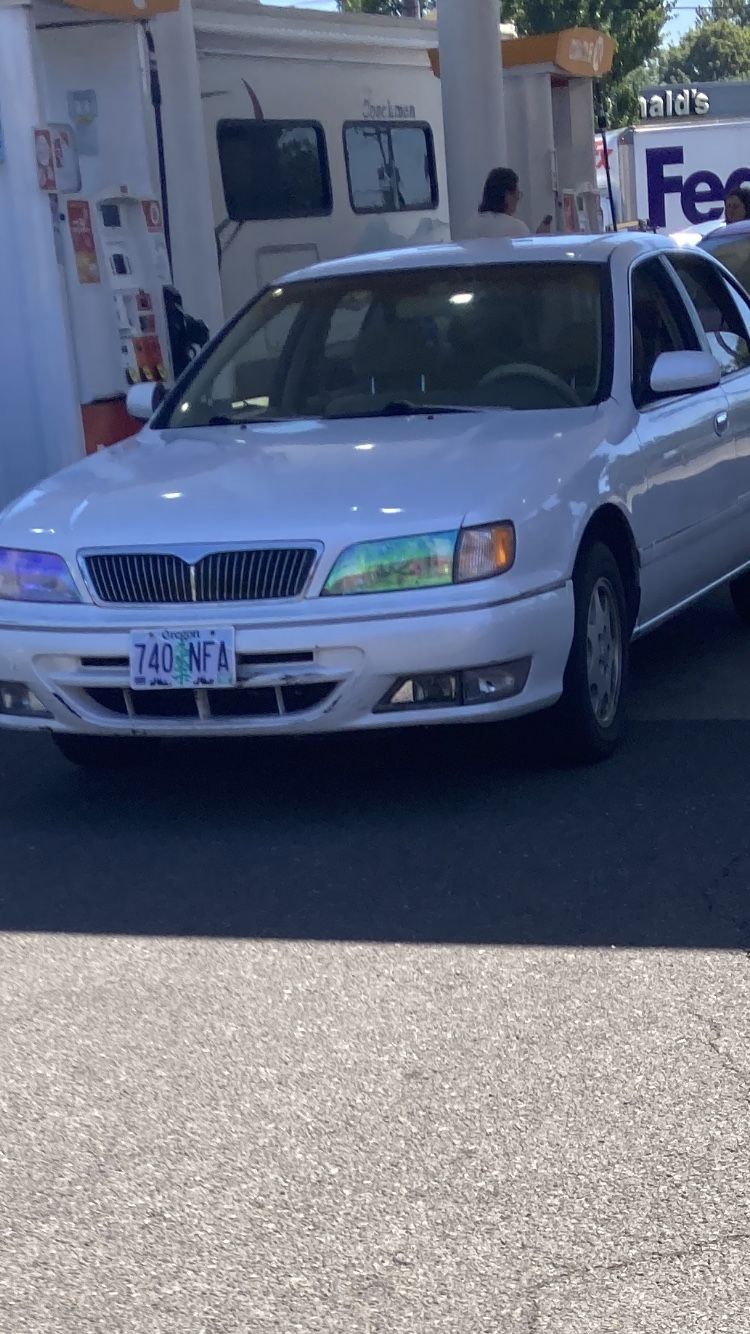 1998 Infiniti I30