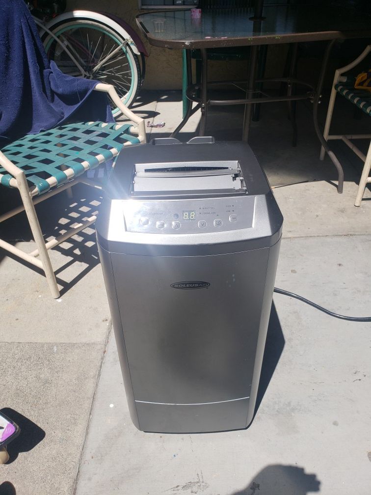 Soleus Air 11,000 BTU Portable Air Conditioner with Evaporative Technology Cold Air
