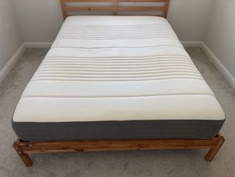 IKEA Queen matress (soft-medium)