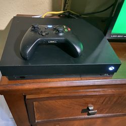Xbox One X 1TB
