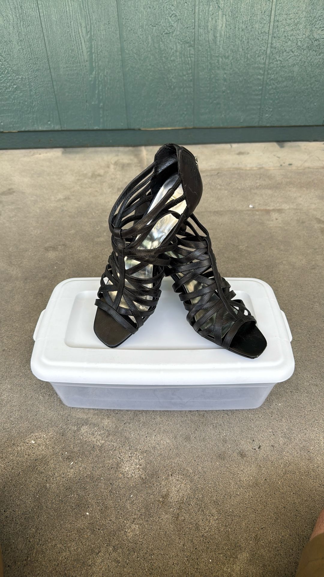 INC Black Strappy Heeled Sandals Sz 8