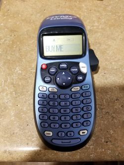 Dymo letratag label maker