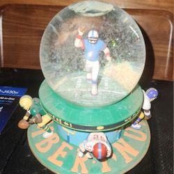 San Francisco Music Box Notre Dame Fight Song Show Globe. 