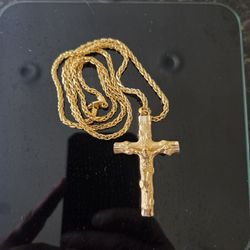 22k 44 Grams  26in 2.7mm Gold Chain With Gold Cross
