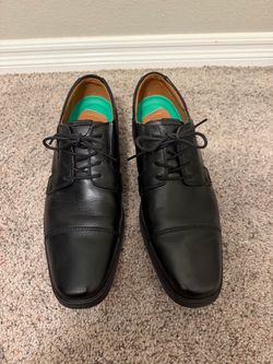 Clark’s Black Dress Shoes 12