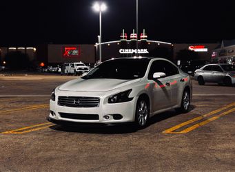 2014 Nissan Maxima SV