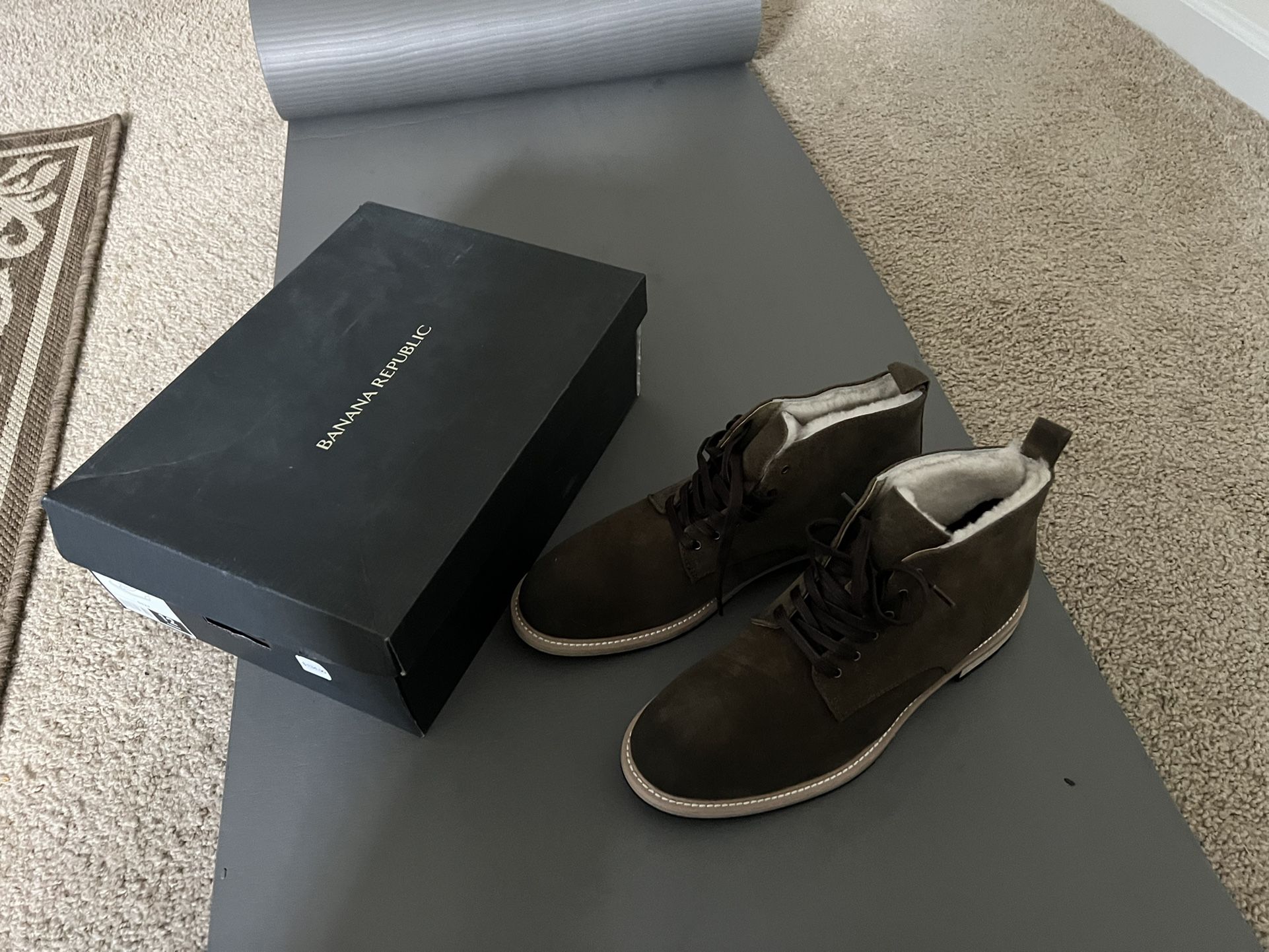 Banana Republic Mens Shoes Size 12