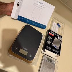 Digital Kitchen Scale Weight Grams and Ounces for Weight Loss, Accurate Cooking Baking Scale LCD Display Max 11lb 1g Increment with Wide Stainless Ste