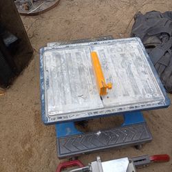 Ryobi Tile Table Saw