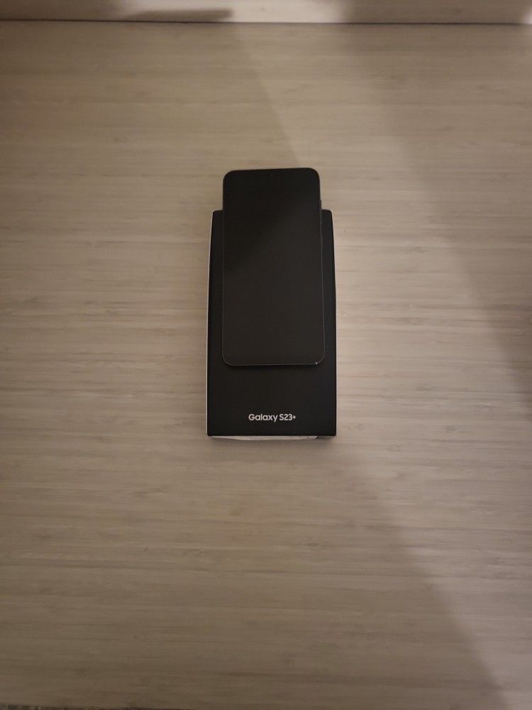 Samsung S23plus Brand New Never Used Verizon/totalwireless W 1 Months Free Services Unlimited Talk Txt +data