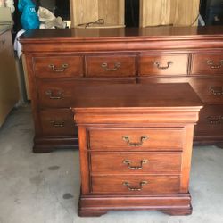 Sleigh Queen Bedroom Set 