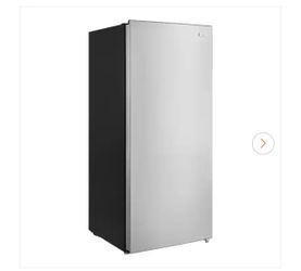 7.1 cu. ft. Manual Defrost Convertible Upright Freezer in Stainless Steel Look, Garage Ready