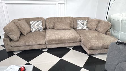 Modern Sectional Sofa – Absolute Comfort – Delivery Available in Orlando