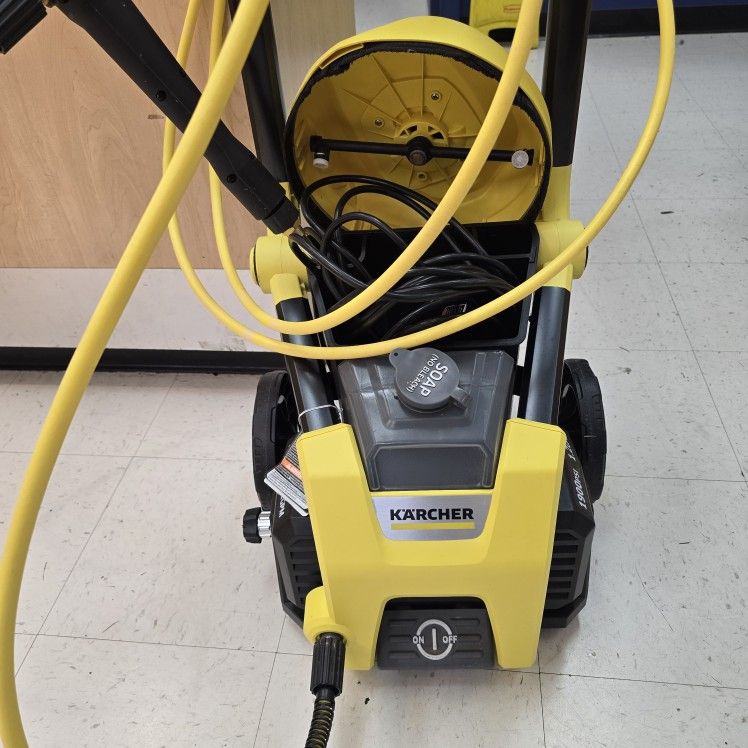 Karcher 1900 PSI pressure Washer