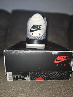 Retro Jordan 3s