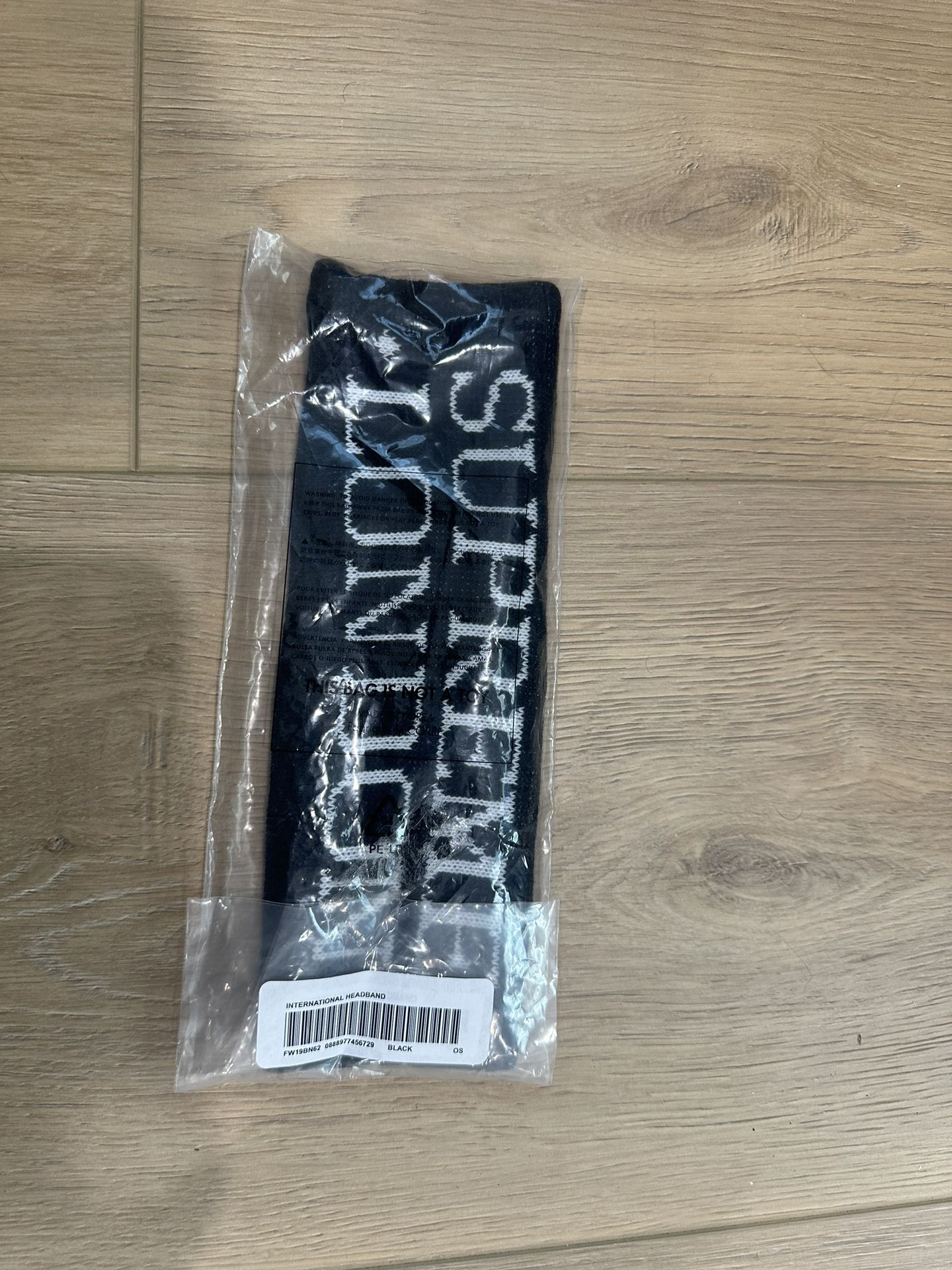 Supreme International Headband FW19 NWT Black