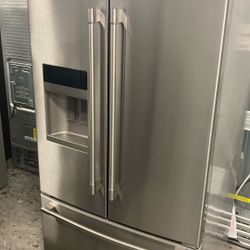 French Door Refrigerator 