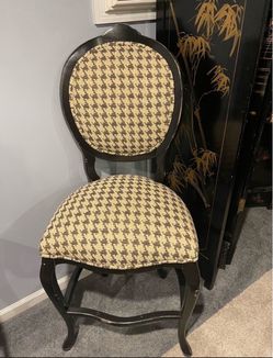 One High-end Bar Stool