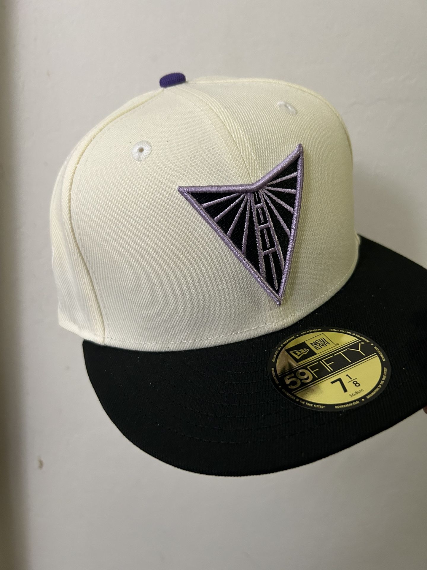 Golden State Valkyries 7 1/8 New Era