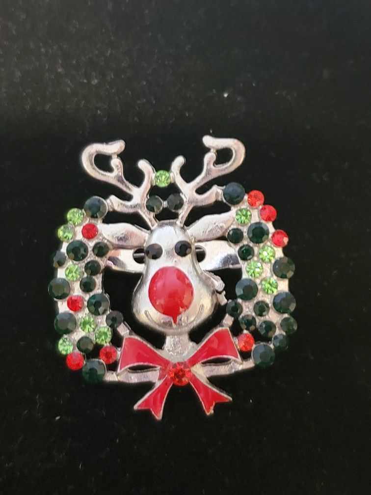 Vintage Silvertone Christmas Rudolph Elk Brooch. 