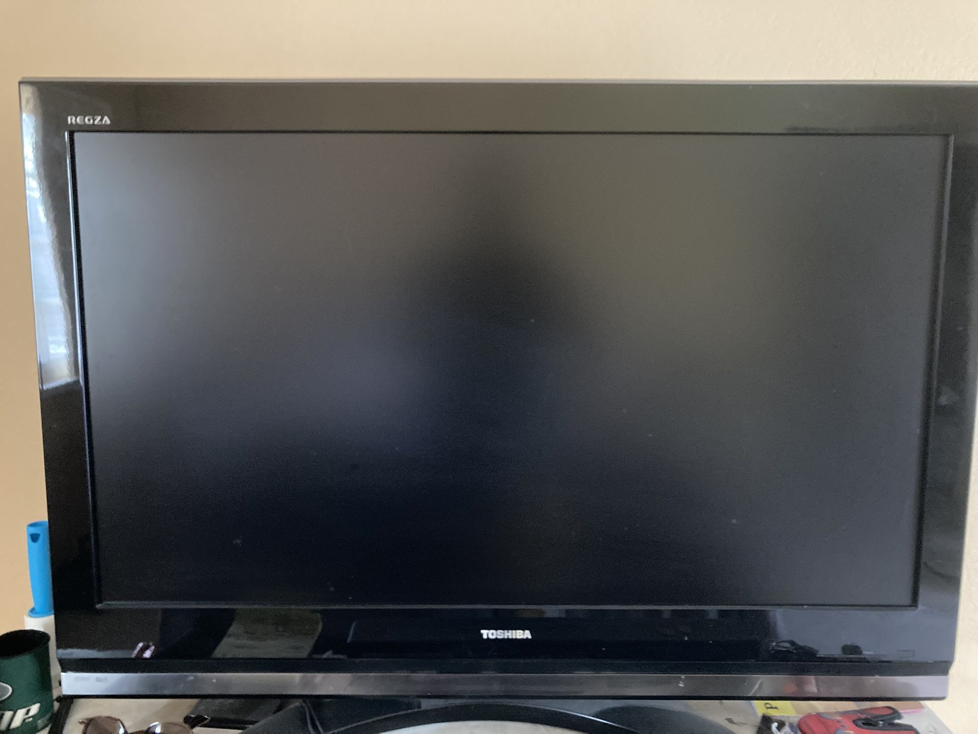 Toshiba 42” TV