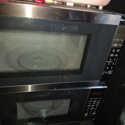 Mediun Size Microwave 