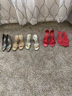 Dressing 👠 shoes size 6 1/2 $3 each, excellent conditions!