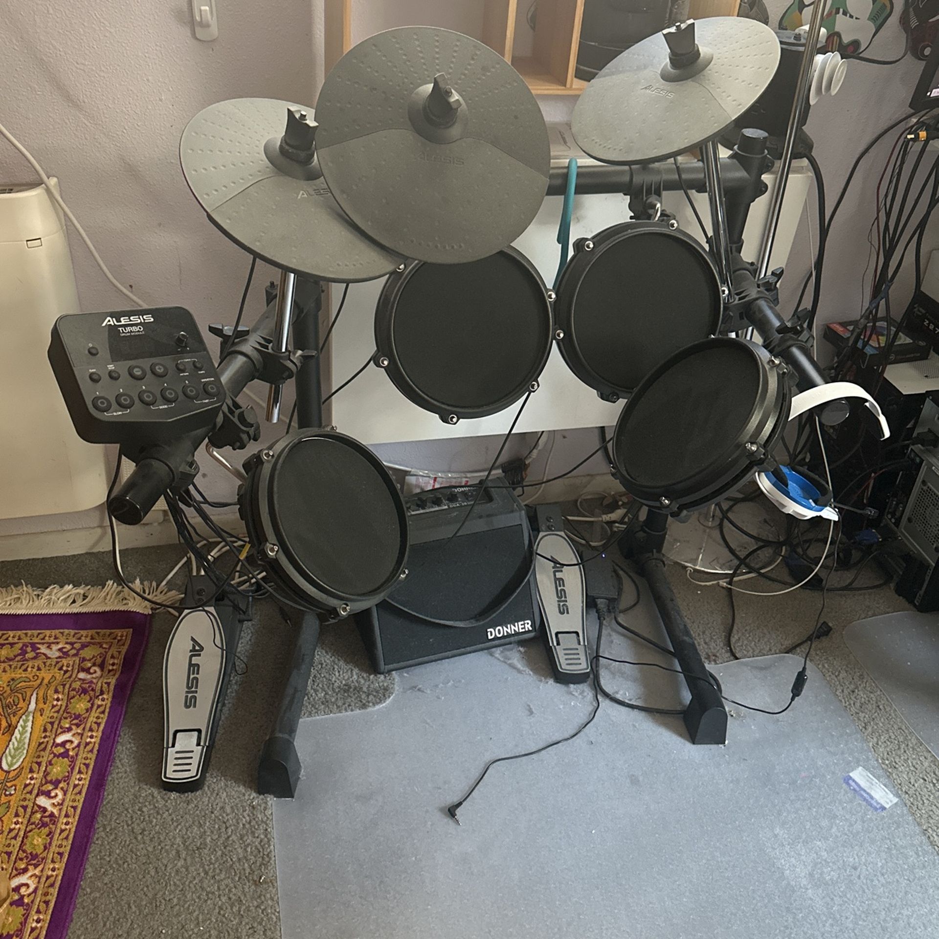Electronic Drum Set