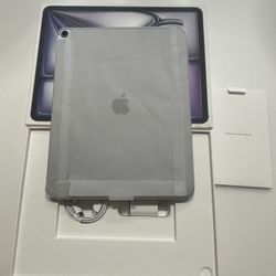 Brand New Never Used Unlocked  iPad Air 13’ M3 Chip 7th Gen ( 2025) WiFi + Cellular 128 GB -  Space Gray 