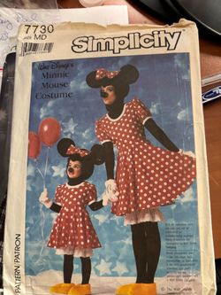 Simplicity 7730 Minnie Mouse Costume Sewing Pattern