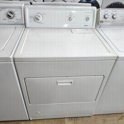Kenmore Gas Dryer Heavy Duty In Excellent Working Condition 