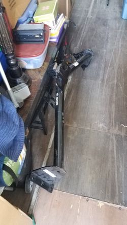 Draw-tite trailer hitch, brand new