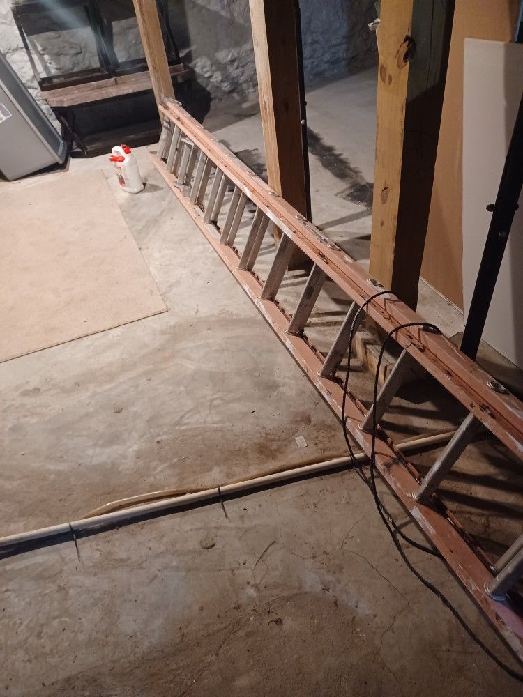 32 Ft Ladder Fiberglass Werner