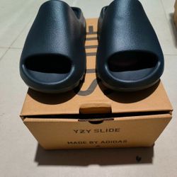 Yeezy Slides