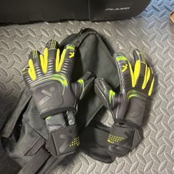 Size 6  Goalie Gloves 