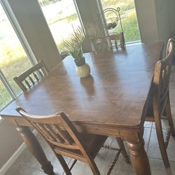 Solid wood kitchen Table Set ( adjustable )