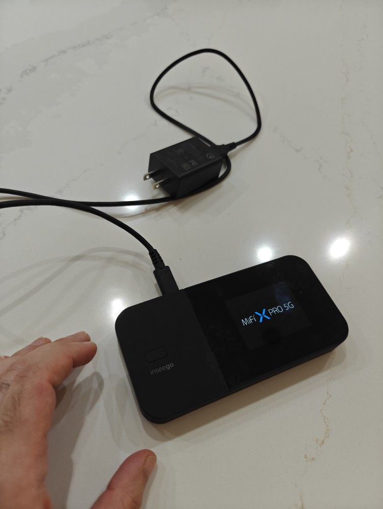 Inseego MiFi X PRO 5G UW Mobile Hotspot M3100 Verizon