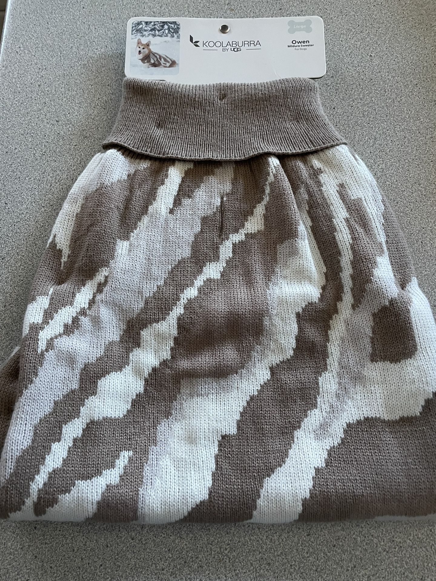 NWT Kookaburra By UGG LARGE