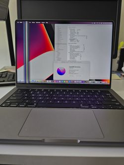 Mint. 14" Apple MacBook Pro 32GB Ram 512GB SSD