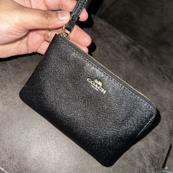 Wallet (coach)