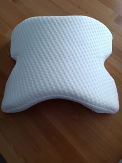 Under Arm Sleeping Pillow