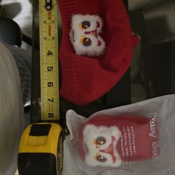 Beanie And Sock with lion head for new year 