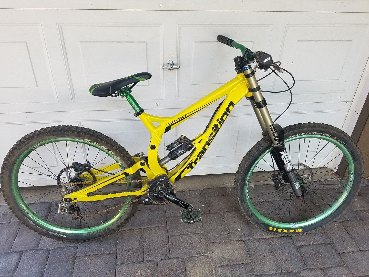 2012 Transition TR450 DH bike Small