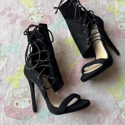Simmi London Elegant Black Lace-Up Heels size 5 